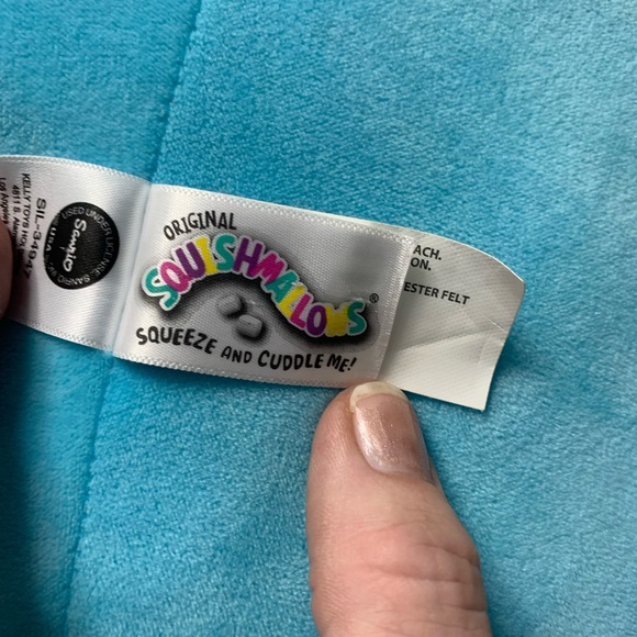 Hello Kitty extra Large Smushmellow - Picture 5 of 8